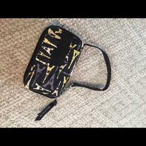 GUC Bella Taylor Wristlet Purse